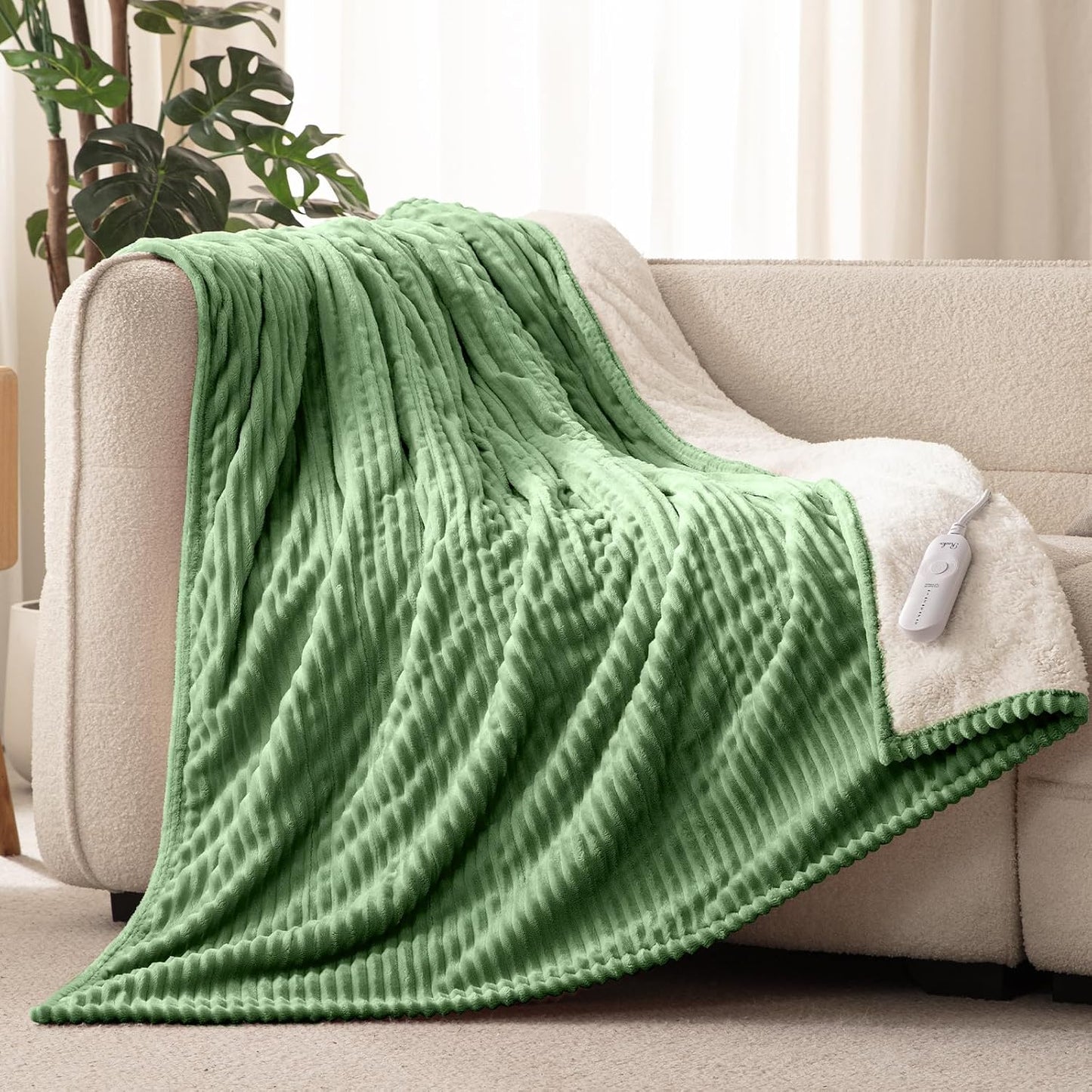 Reaks Electric Heated Throw Blanket, Silky Soft Flannel & Sherpa Heating Blanket Throw with 5 Heat Levels & 3 Hours Auto Off, Warm Gifts for Women Mom Grandma, ETL Certified (50x60 inches, White)
