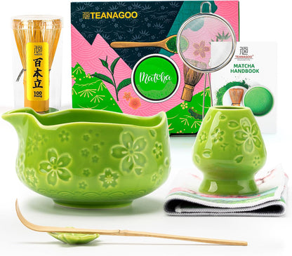 TEANAGOO Matcha Whisk Set Black,7 Pcs Matcha Set,Matcha Kit for Ceremony,Tradition Tea Set for Making Breakfast/Latte,Matcha Whisk Set with Bowl(Chawan)/Whisk and Holder,Gift for Family/Friend