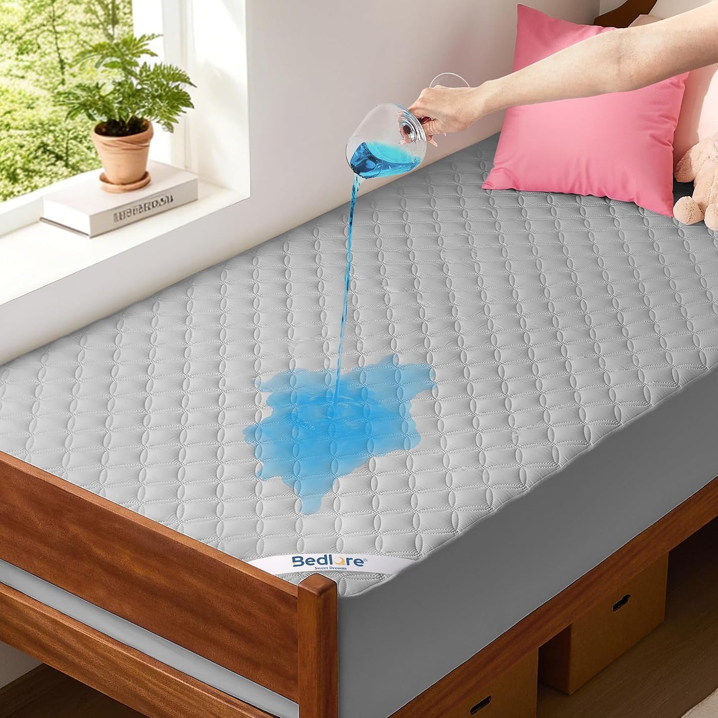 BEDLORE Waterproof Mattress Protector, Noiseless King Size Mattress Pad with Deep Pocket Fitted Up to 6-18 inches, Soft Breathable Dirt-Proof Bed Mattress Cover Washable for Bedroom, Hotel (Gray)