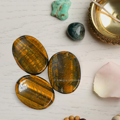 Amazing Gemstone Labradorite Thumb Worry Stone, Anxiety Stone, Healing Crystals - Piedra Crystal Fidget for Gift, Meditation, Calming, Relaxation, Stress Relief - Colors C