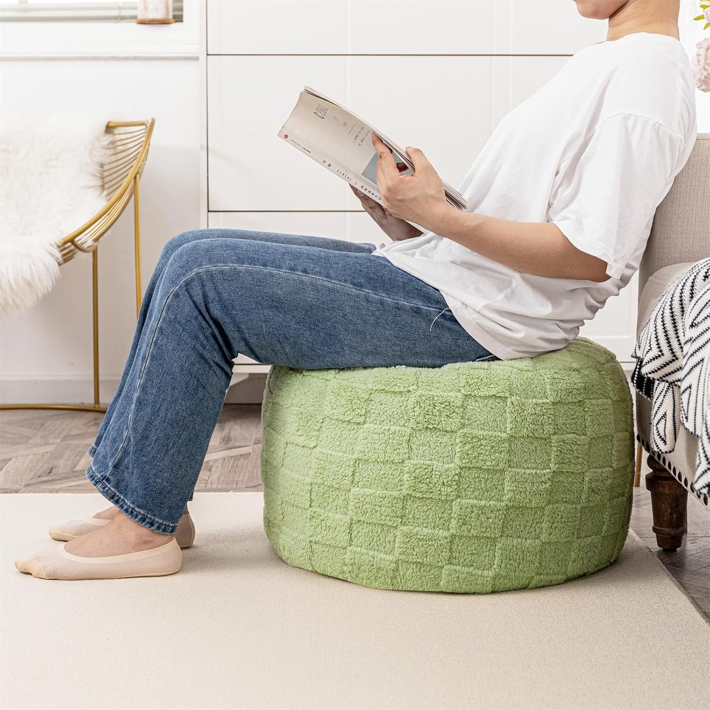 Round Pouf Ottoman 20 x 20 x 14 Inches Boho Poof Home Decor Floor Pouffe Ottoman Foot Rest for Couch Sofa Bean Bag Chairs Living Room Bedroom (Green)