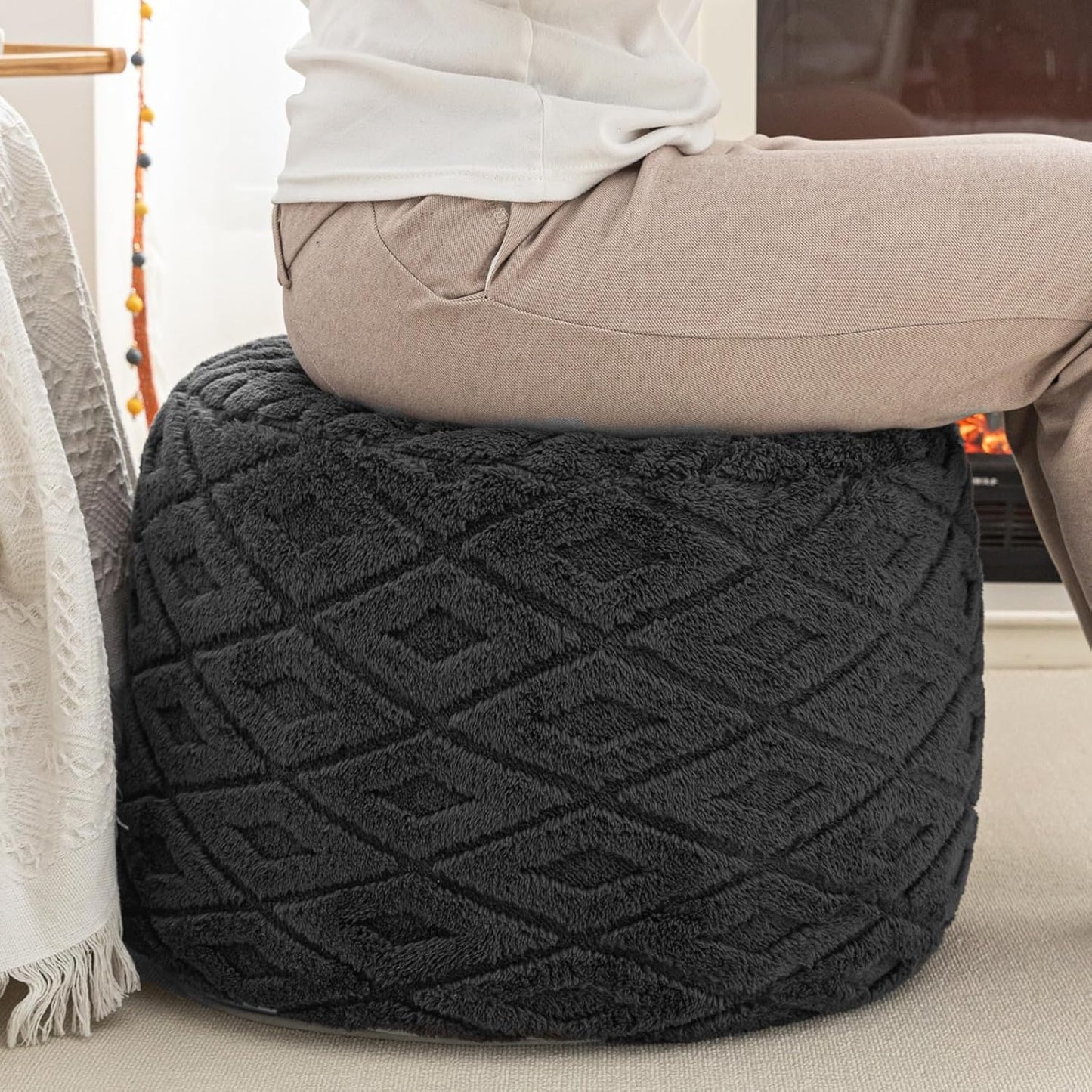 Round Pouf Ottoman 20 x 20 x 14 Inches Boho Poof Home Decor Floor Pouffe Ottoman Foot Rest for Couch Sofa Bean Bag Chairs Living Room Bedroom (Green)