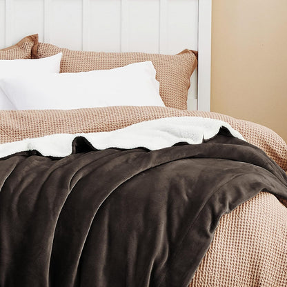 Bedsure GentleSoft Sherpa Fleece Throw Blanket for Couch, Non-Heated, Thick & Warm Cozy Blanket for Winter, Soft Fuzzy Plush Throw Gifts for Women and Men, Grey, 50x60 Inches
