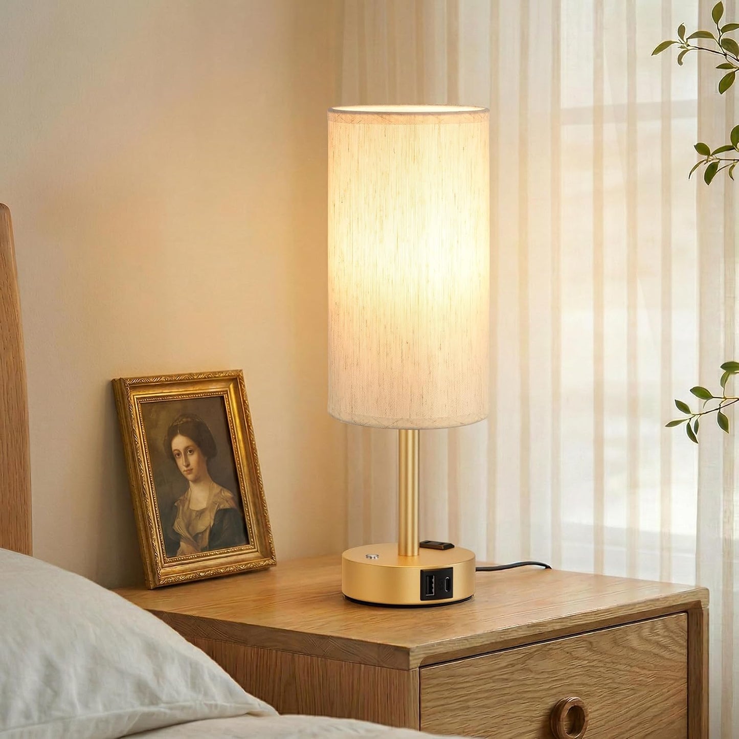 Touch Bedside Table Lamp with Memory - Stepless Dimmable Lamp for Bedroom, Small Nightstand Lamp with Dual USB Charging Ports and AC Outlet, Wood Night Light, Desk Lamp for Nursery, Living Room, Dorm
