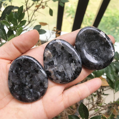 Fekuar Natural Moonstone Crystal Thumb Worry Stone, Hand Carved Healing Crystal Teardrop Pocket Worry Stones for Anxiety Stress Relief Meditation