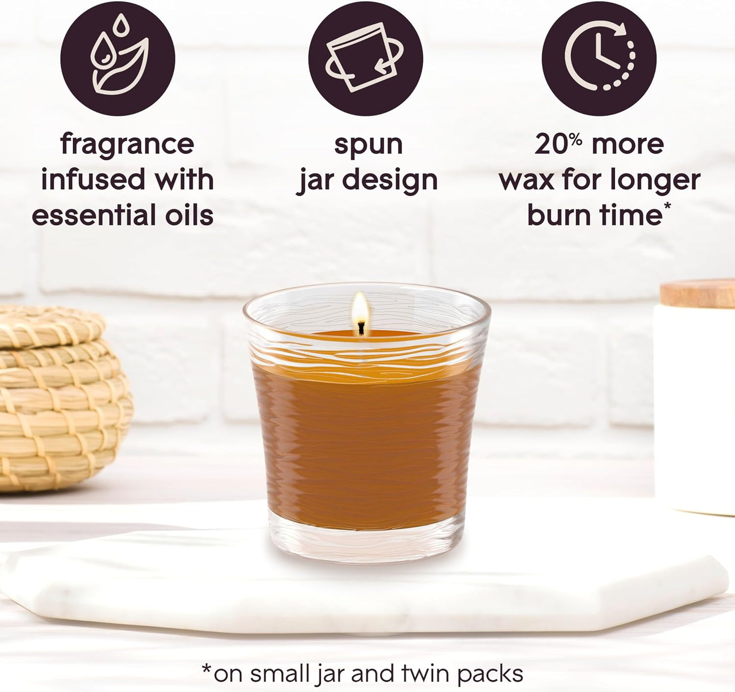 Glade 1-Wick Scented Candle Jar, Clean Linen, Air Freshener Infused with Essential Oils, 4.08 Oz, 2 Count