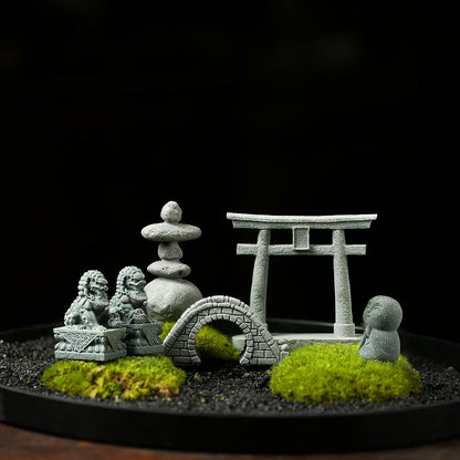 6 PCS Mini Zen Garden Accessories, Miniature Garden Bridge Foo Dogs Torii Gate Sandstone Figurines Meditation Zen Decor Japanese Fish Tank Terrarium Bonsai Decorations (Art Deco)