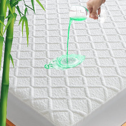 UNILIBRA Queen Mattress Protector Waterproof, Deep Pocket Mattress Pad Cover Fits to 6''-21'', Breathable Hollow Cotton Filling Quilted Mattress Protector for Queen Size
