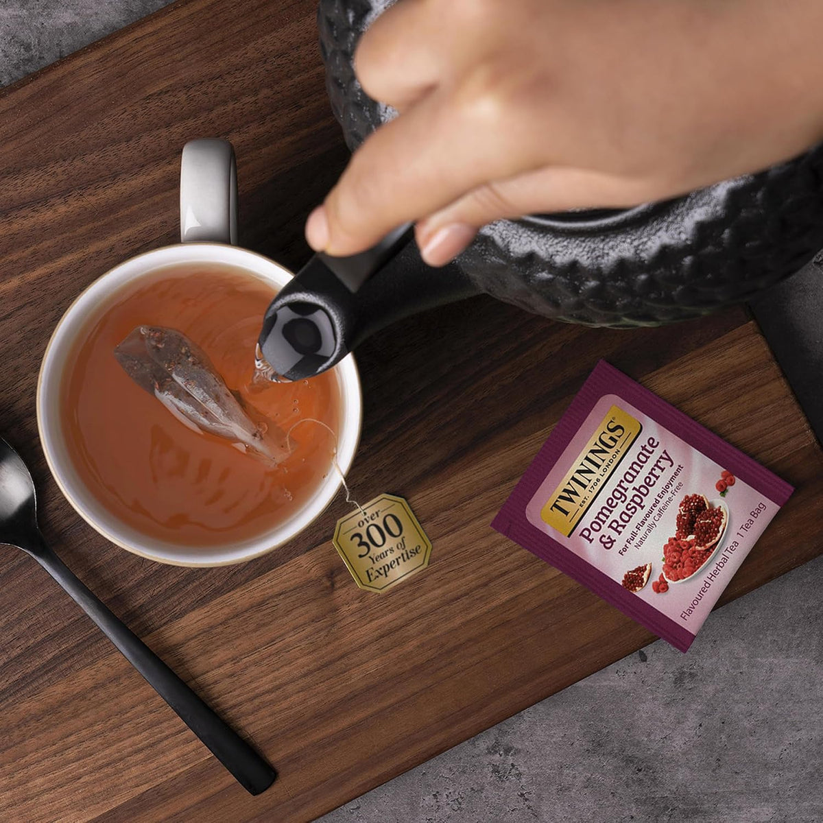Twinings Tea Bags Sampler Assortment Variety Pack (36 Count) 36 Different Flavours for Tea Lovers: Her, Him, Women, Men, Couples, Family, Friends, Coworkers