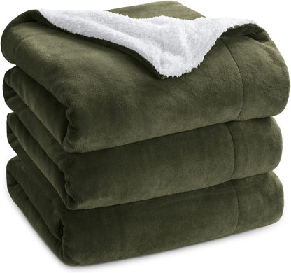 Bedsure GentleSoft Sherpa Fleece Throw Blanket for Couch, Non-Heated, Thick & Warm Cozy Blanket for Winter, Soft Fuzzy Plush Throw Gifts for Women and Men, Grey, 50x60 Inches