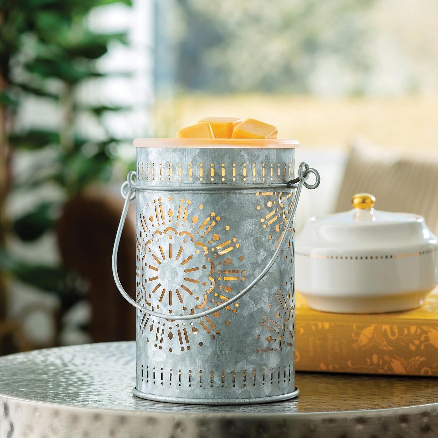 Candle Warmers ETC. Illumination Fragrance Warmer- Light-Up Warmer for Warming Scented Candle Wax Melts and Tarts or to Freshen Room, White Harmony