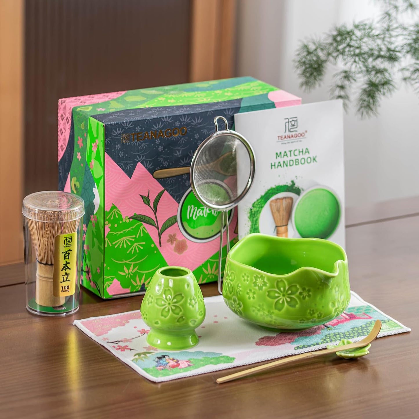 TEANAGOO Matcha Whisk Set Black,7 Pcs Matcha Set,Matcha Kit for Ceremony,Tradition Tea Set for Making Breakfast/Latte,Matcha Whisk Set with Bowl(Chawan)/Whisk and Holder,Gift for Family/Friend