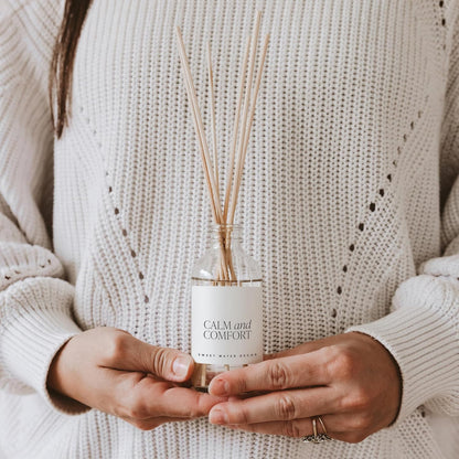 Sweet Water Decor Salt & Sea Reed Diffuser Set - Sea Salt Citrus & Musk Amber Scent Diffuser - Reed Diffusers for Home with Long Lasting Fragrance - Non-Toxic Oil Reed Diffuser - Made in the USA