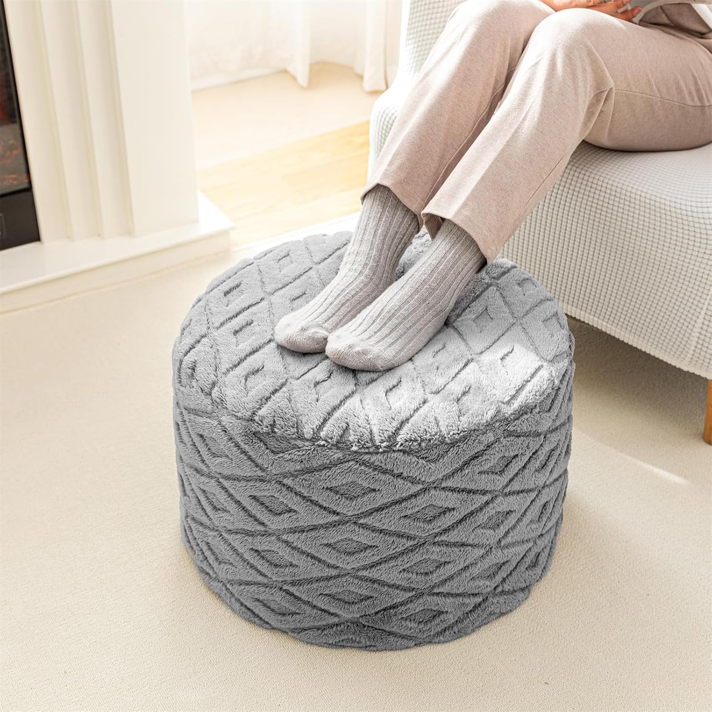 Round Pouf Ottoman 20 x 20 x 14 Inches Boho Poof Home Decor Floor Pouffe Ottoman Foot Rest for Couch Sofa Bean Bag Chairs Living Room Bedroom (Green)