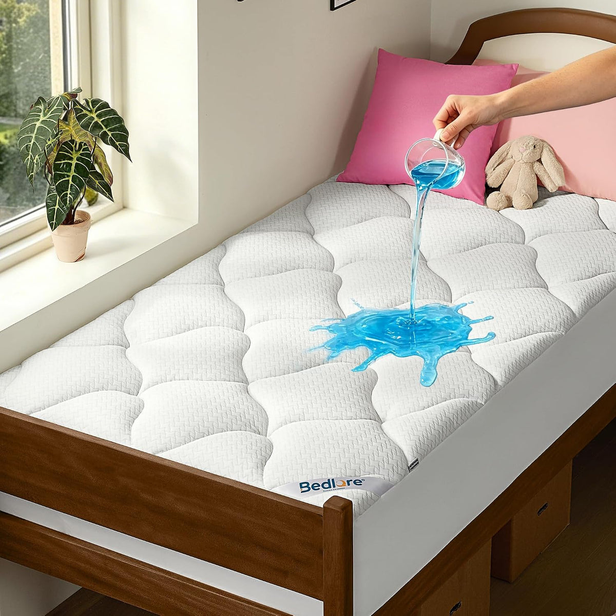 BEDLORE Waterproof Queen Mattress Pad, Breathable Mattress Protector with 6-18 Inch Deep Pocket, Quilted Fitted Mattress Topper Bed Cover, Noiseless & Machine Washable