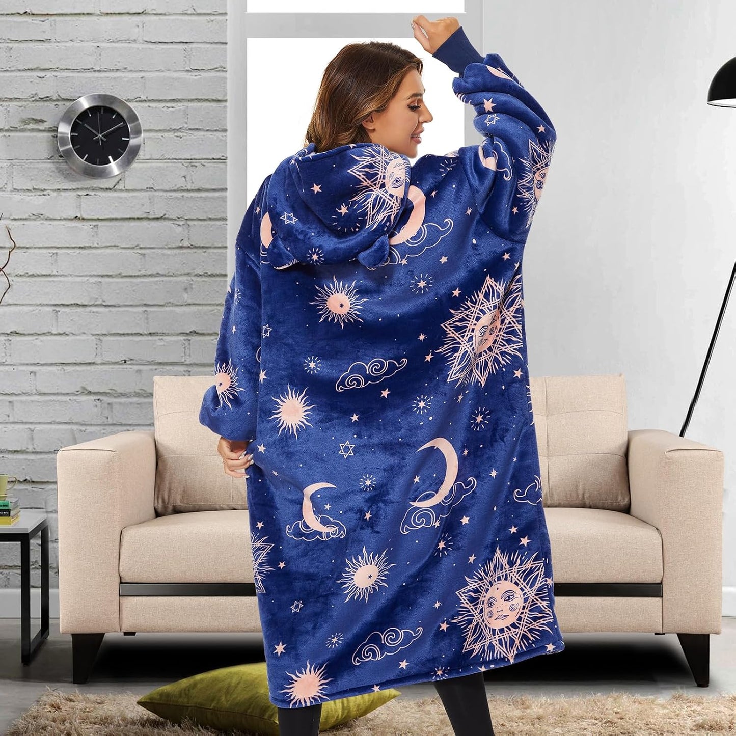 THREE POODLE Wearable Blanket Hoodie for Women, Oversized Sherpa Sweatshirt Blanket for Adults Men, Cozy Hooded Blankets, Gifts for Teen Girls Women Mom Sister