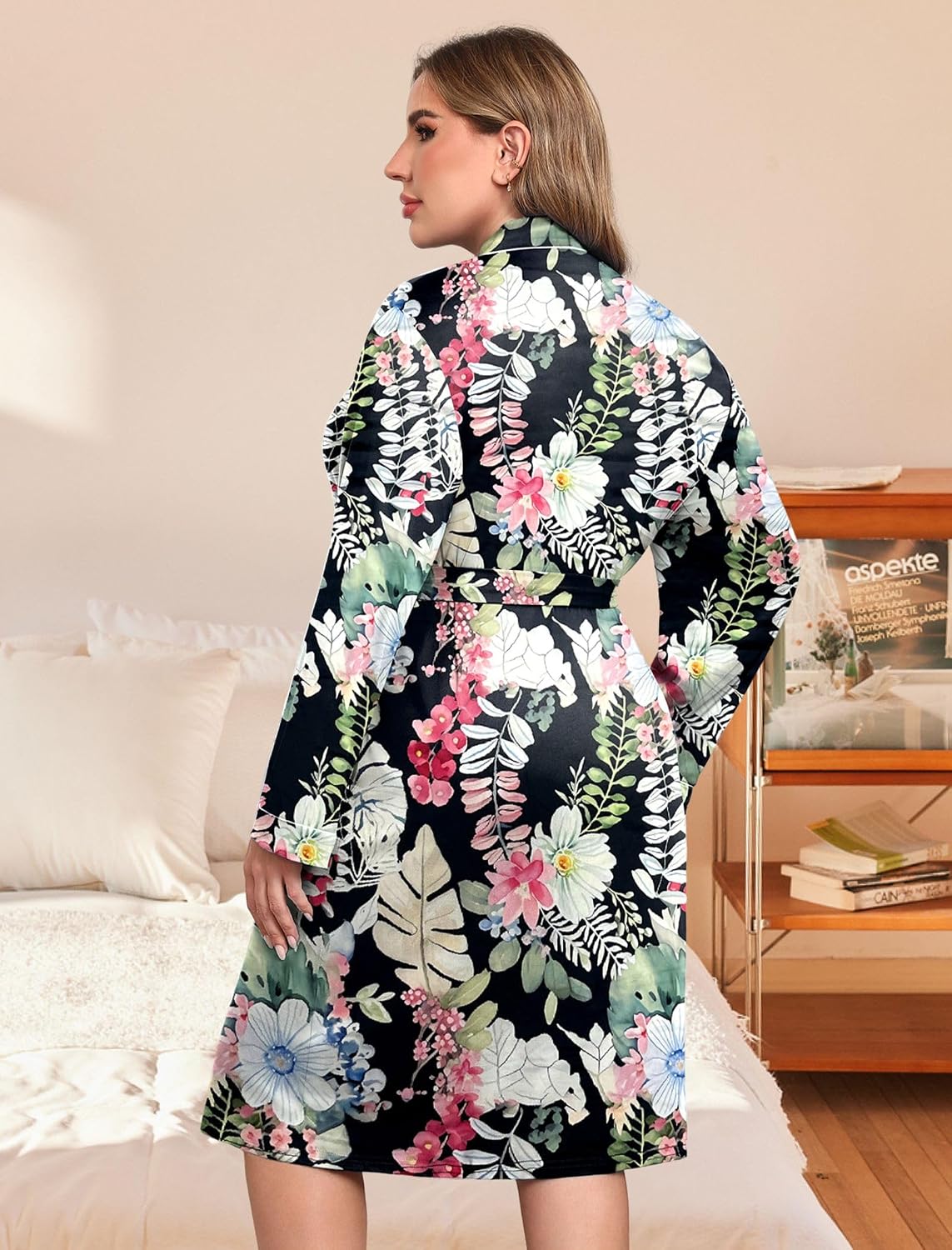 Ekouaer Plus Size Robes for Women Lightweight Bathrobe V Neck Kimono Loungewear Soft Maternity Robes with Pockets 1X-5X