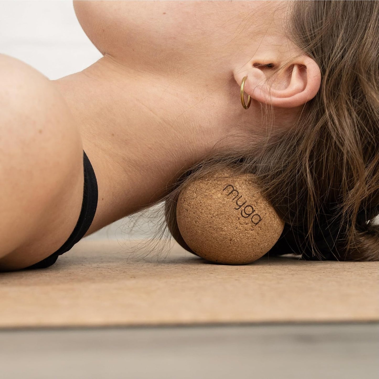 Myga - Cork Peanut Lacrosse Ball Muscle Roller Self Massager for Myofascial Release, Trigger Point Therapy and Deep Tissue Massage - 5.51" x 2.36"