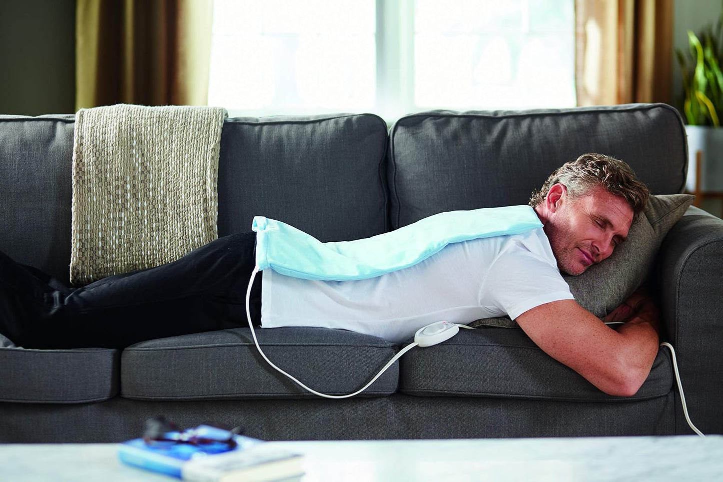 Sunbeam XL Heating Pad for Back Neck and Shoulder Pain Relief with Sponge for Moist Heating Option Extra Large 12 x 24" Blue