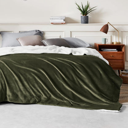 Bedsure GentleSoft Sherpa Fleece Throw Blanket for Couch, Non-Heated, Thick & Warm Cozy Blanket for Winter, Soft Fuzzy Plush Throw Gifts for Women and Men, Grey, 50x60 Inches