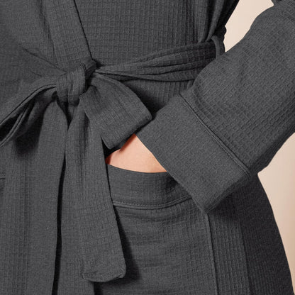 Amazon Essentials Women's Lightweight Cotton Blend Waffle Mid-Length Bathrobe, Breathable Loungewear (Available in Plus Size)