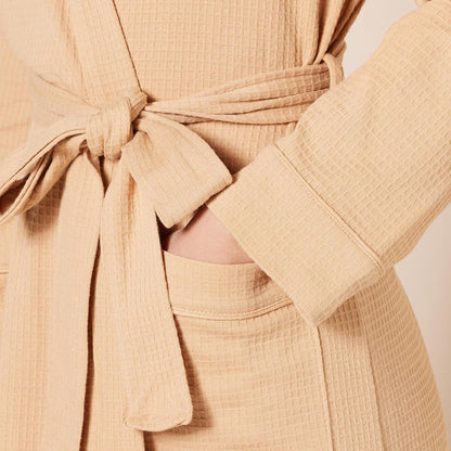 Amazon Essentials Women's Lightweight Cotton Waffle Mid-Length Bathrobe (Available in Plus Size)
