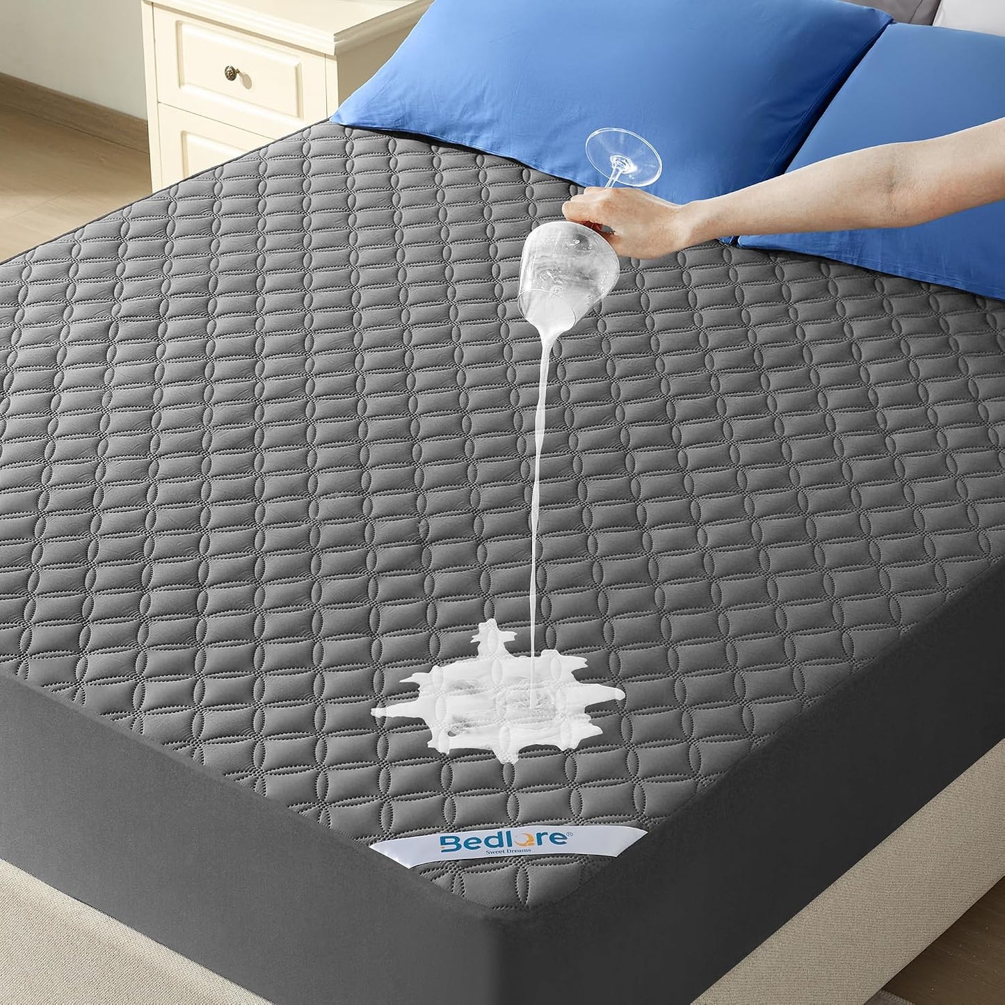 BEDLORE Waterproof Mattress Protector, Noiseless King Size Mattress Pad with Deep Pocket Fitted Up to 6-18 inches, Soft Breathable Dirt-Proof Bed Mattress Cover Washable for Bedroom, Hotel (Gray)