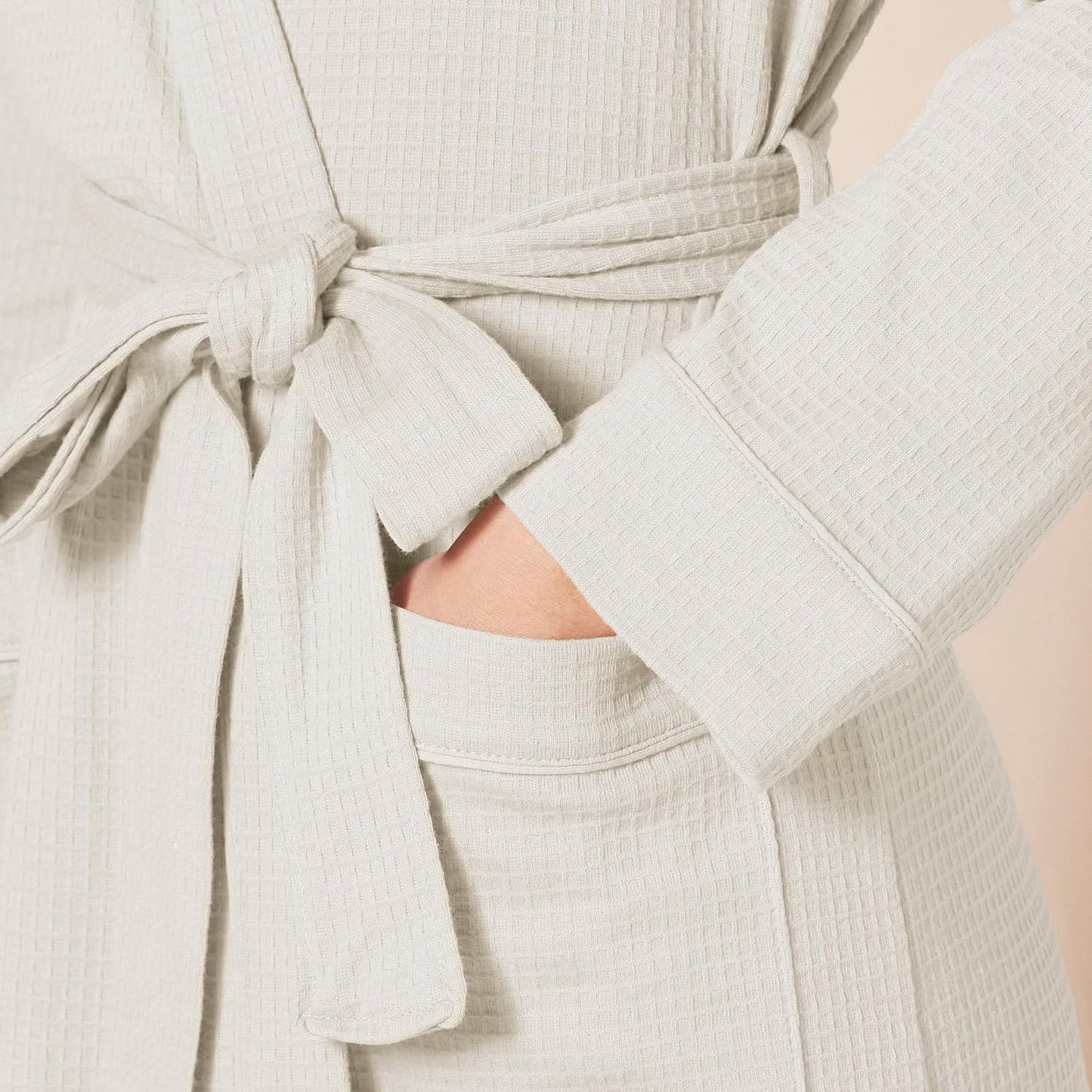 Amazon Essentials Women's Lightweight Waffle Full-Length Bath Robe (Available in Plus Size)