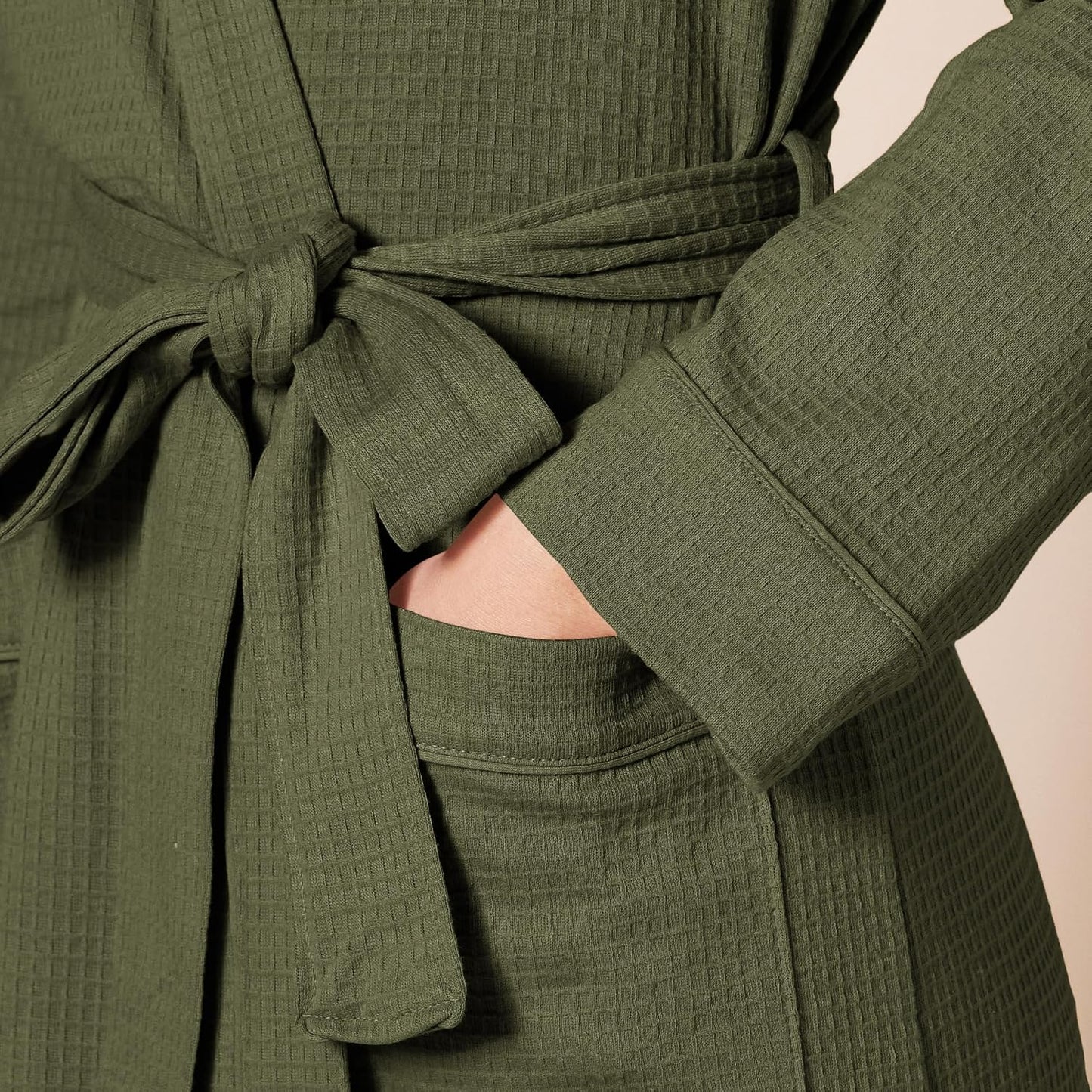 Amazon Essentials Women's Lightweight Waffle Full-Length Bath Robe (Available in Plus Size)