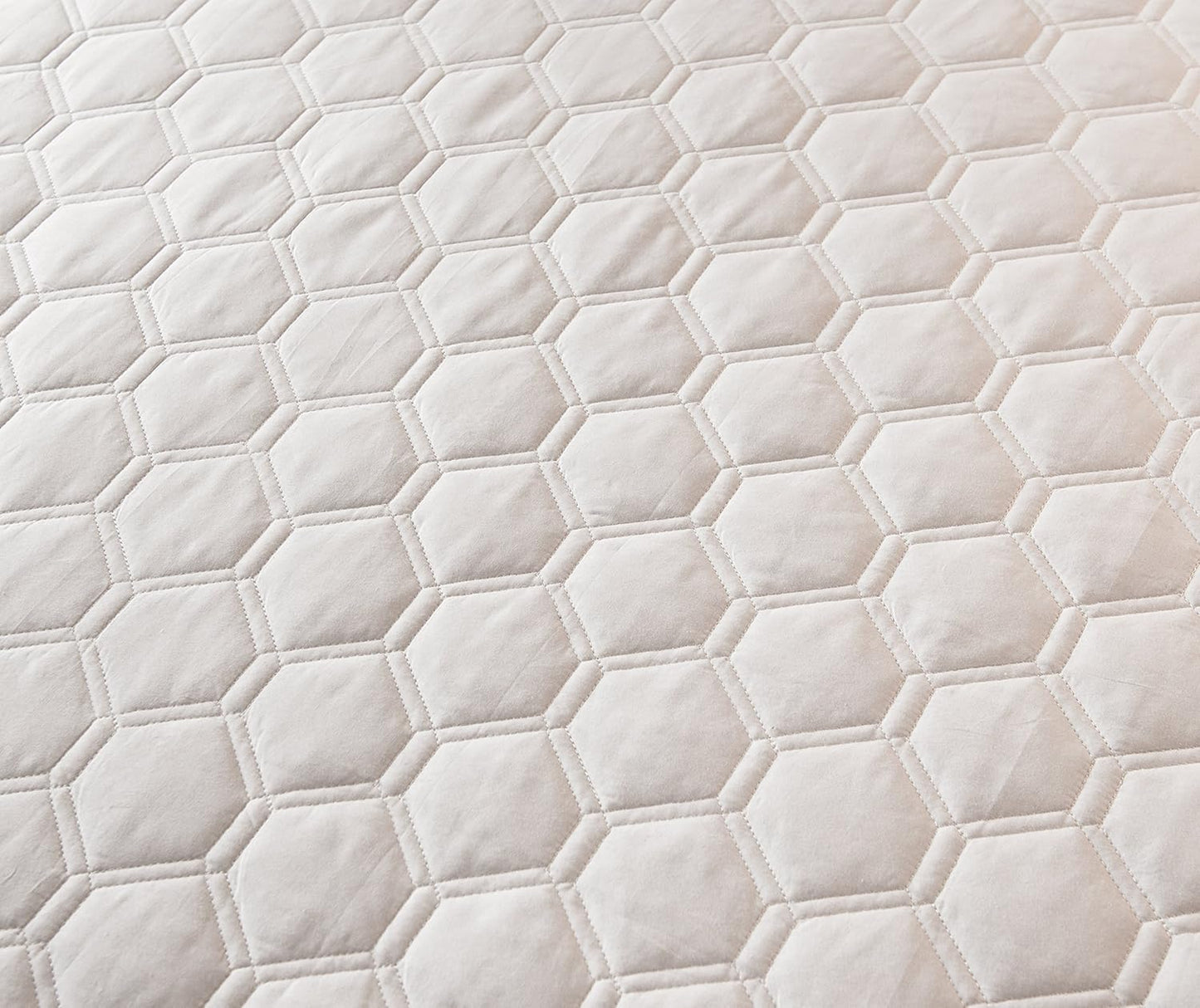 Hani Minna Premium Quilted Fitted Mattress Pad Protector Made with Natural Combed Cotton - Cooling and Breathable Mattress Topper (Queen)