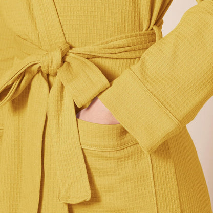 Amazon Essentials Women's Lightweight Waffle Full-Length Bath Robe (Available in Plus Size)