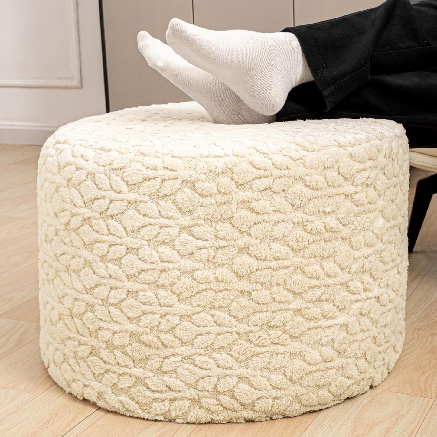 Round Pouf Ottoman 20 x 20 x 14 Inches Boho Poof Home Decor Floor Pouffe Ottoman Foot Rest for Couch Sofa Bean Bag Chairs Living Room Bedroom (Green)