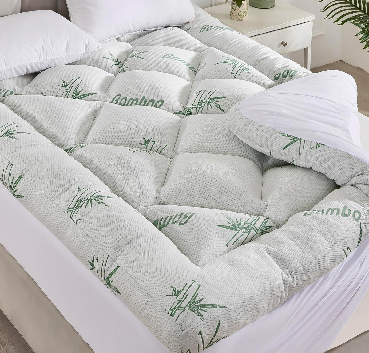 Ubauba 100% Waterproof King Size Mattress Topper, Viscose Made from Bamboo Pillow Top Mattress Protector for Back Pain Relief, Breathable Cooling Mattress Pad for Hot Sleeper, 8-21 Inch Deep Pocket